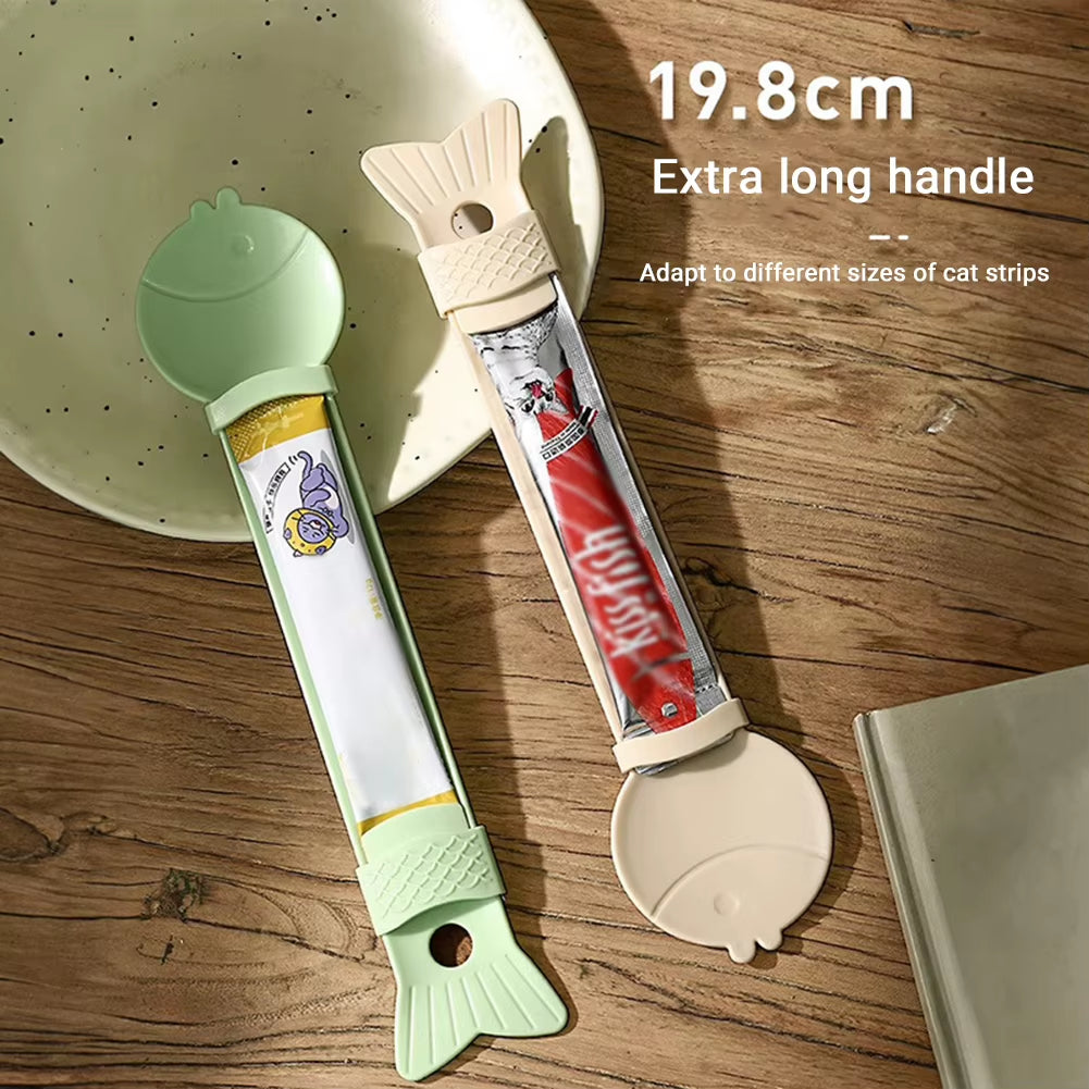 Cat Treat Squeeze Spoon Cat Treat Dispenser Cat Treat Supplies Sliding Strip Squeeze Cat Feeder for Pet Liquid Snack Feeding