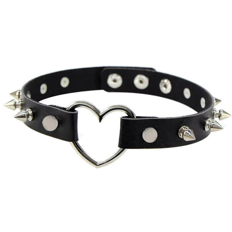 New Gothic Punk Leather Choker Necklace for Women Teens Girls Rivet Heart Cross Collar Necklace Rock Fashion Jewelry Gifts